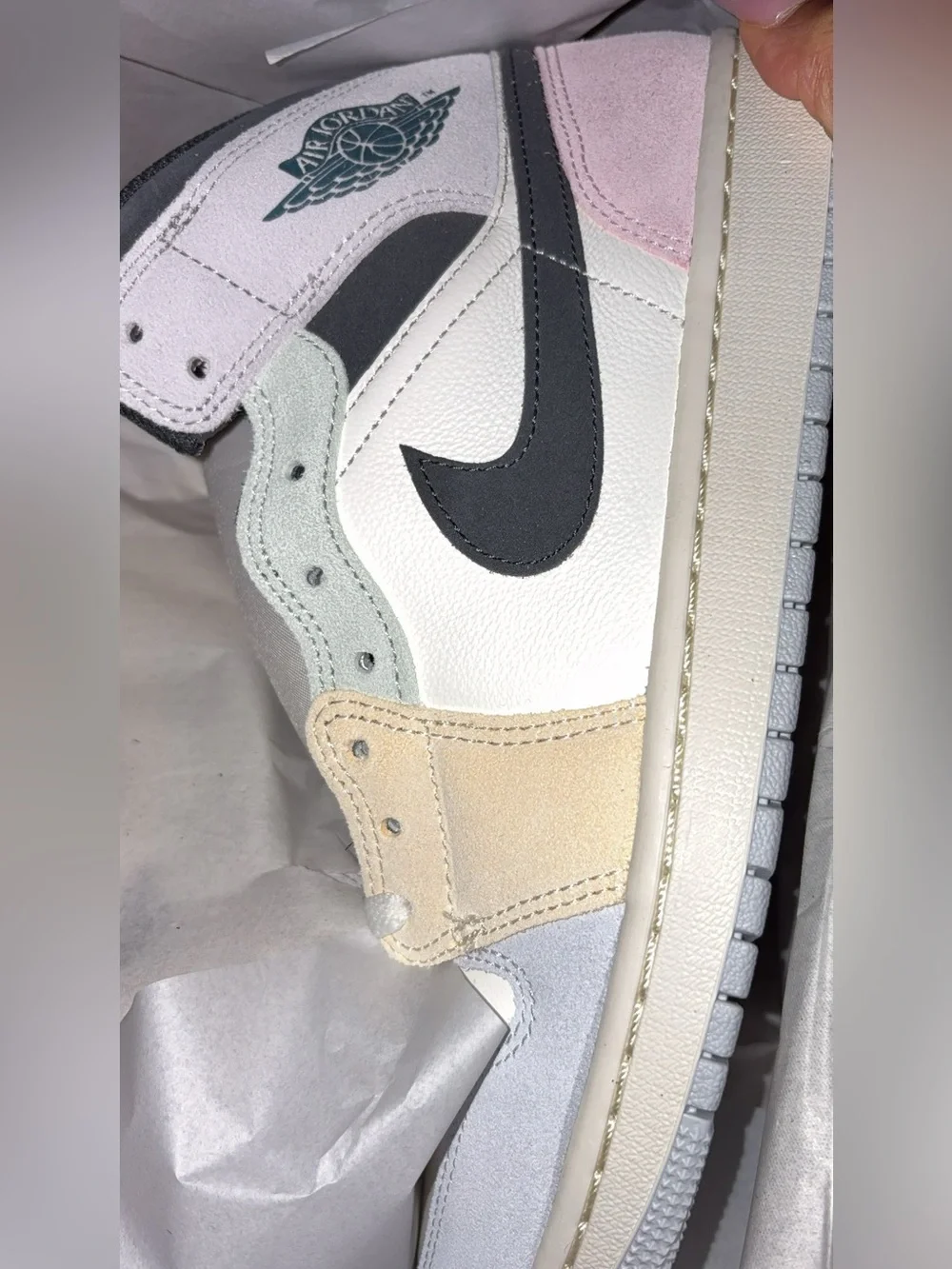 Men Air Jordan Mid sz 11 Pastel colorway